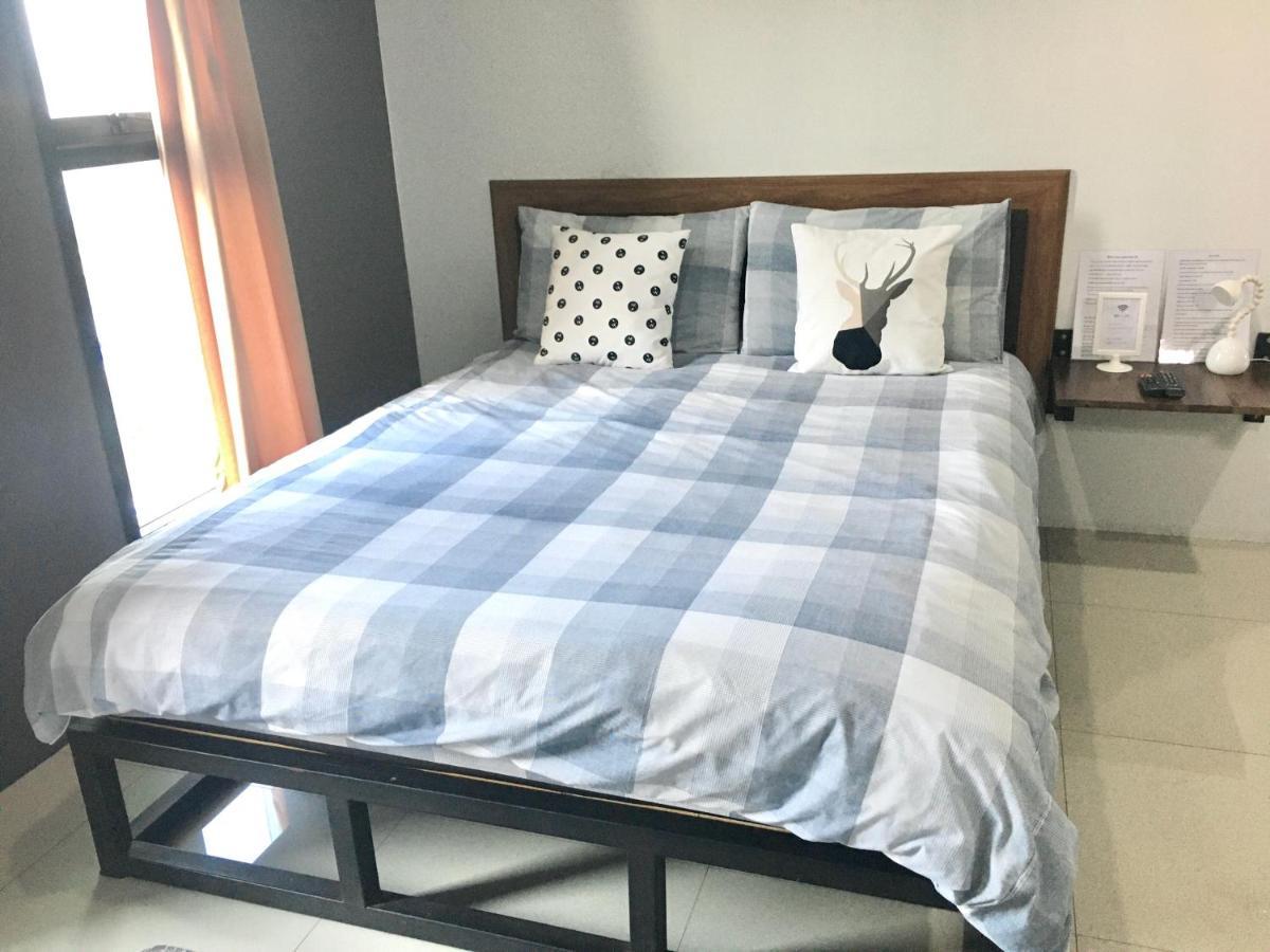 The Room Apartment 수랏타니 외부 사진