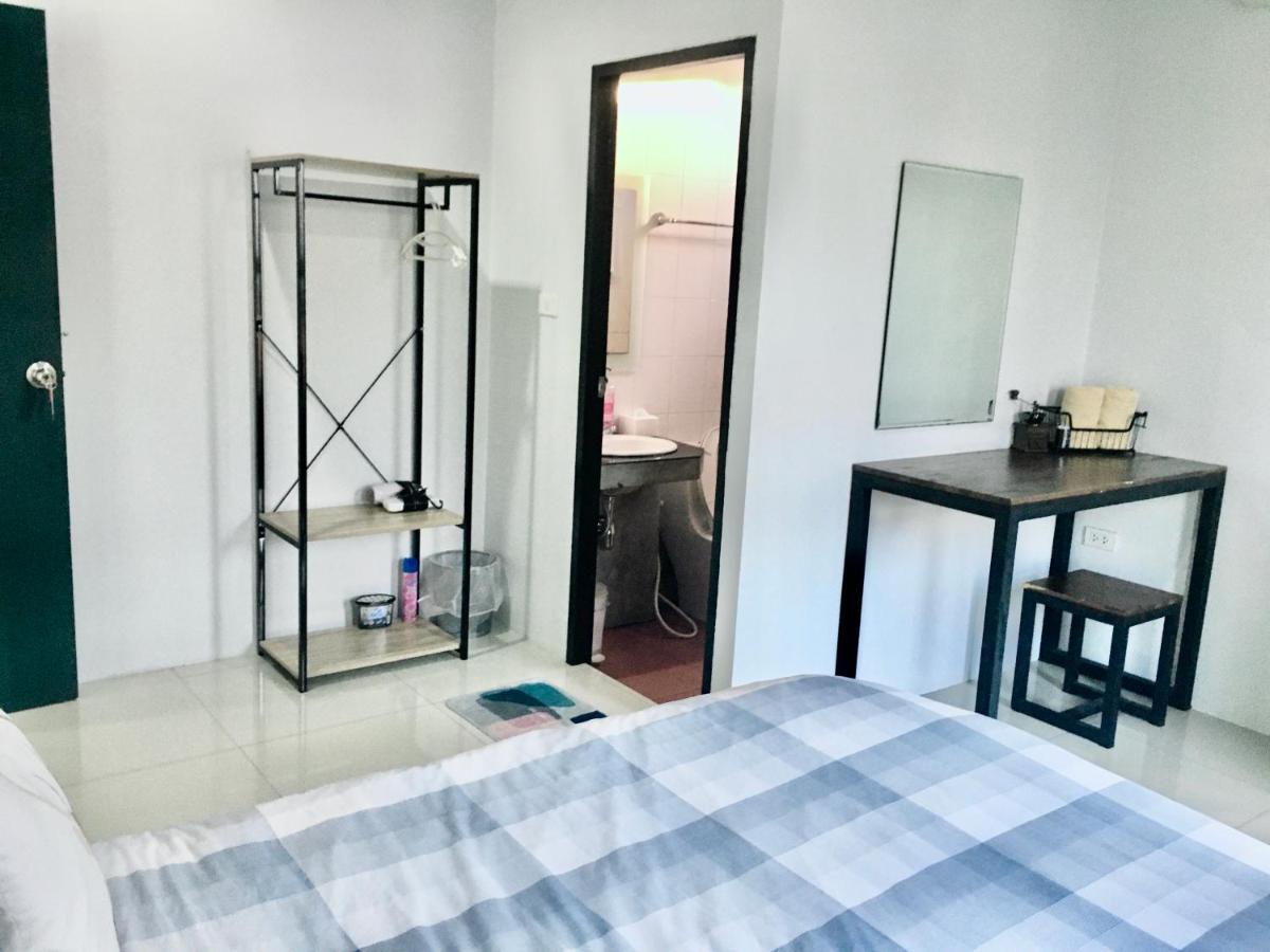 The Room Apartment 수랏타니 외부 사진